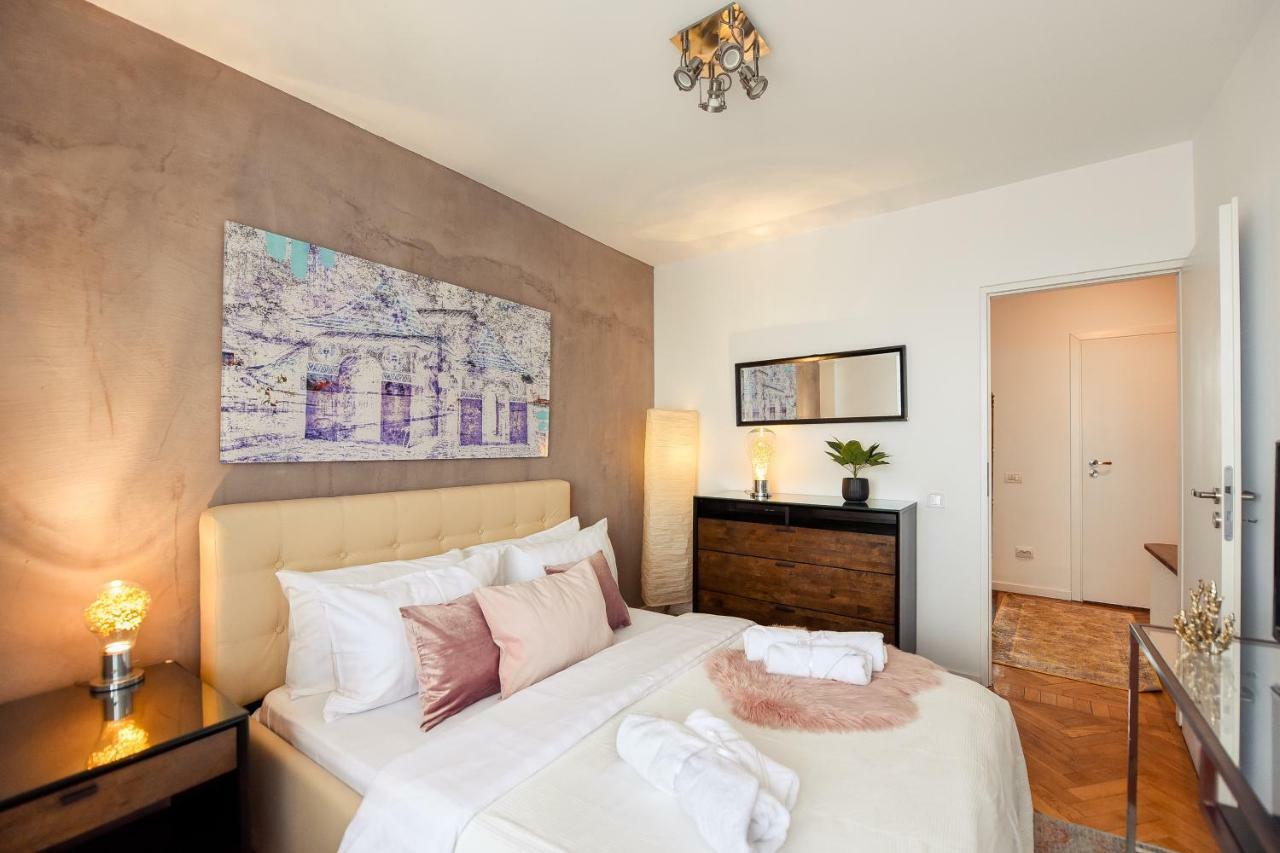 New - Elegant Duplex With Amazing View & Balcony - Homey Residence Bucarest Esterno foto